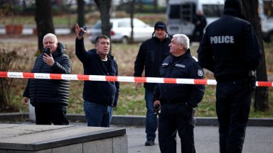 Той се е опитал да премине загражданията за да стигне