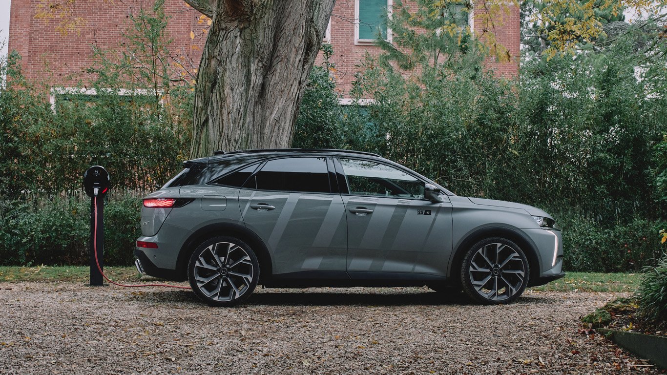 DS 7 E-Tense 4x4 360