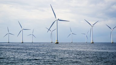 Новият закон предвижда изграждането на ветрогенератори в акваторията на Черно