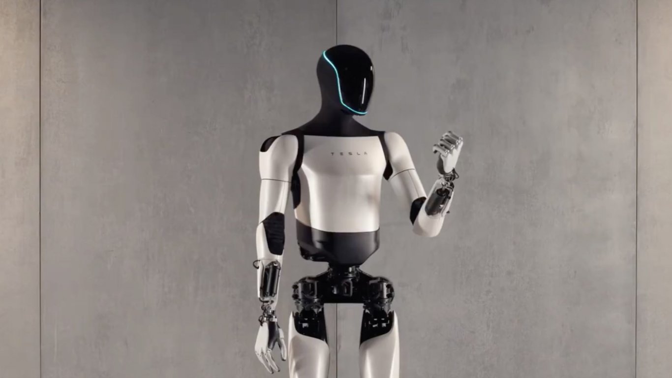 Роботът на Tesla показа как сгъва дреха (видео)