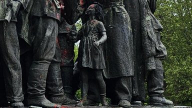 Спомня си колко досадно й е било позирането с часове