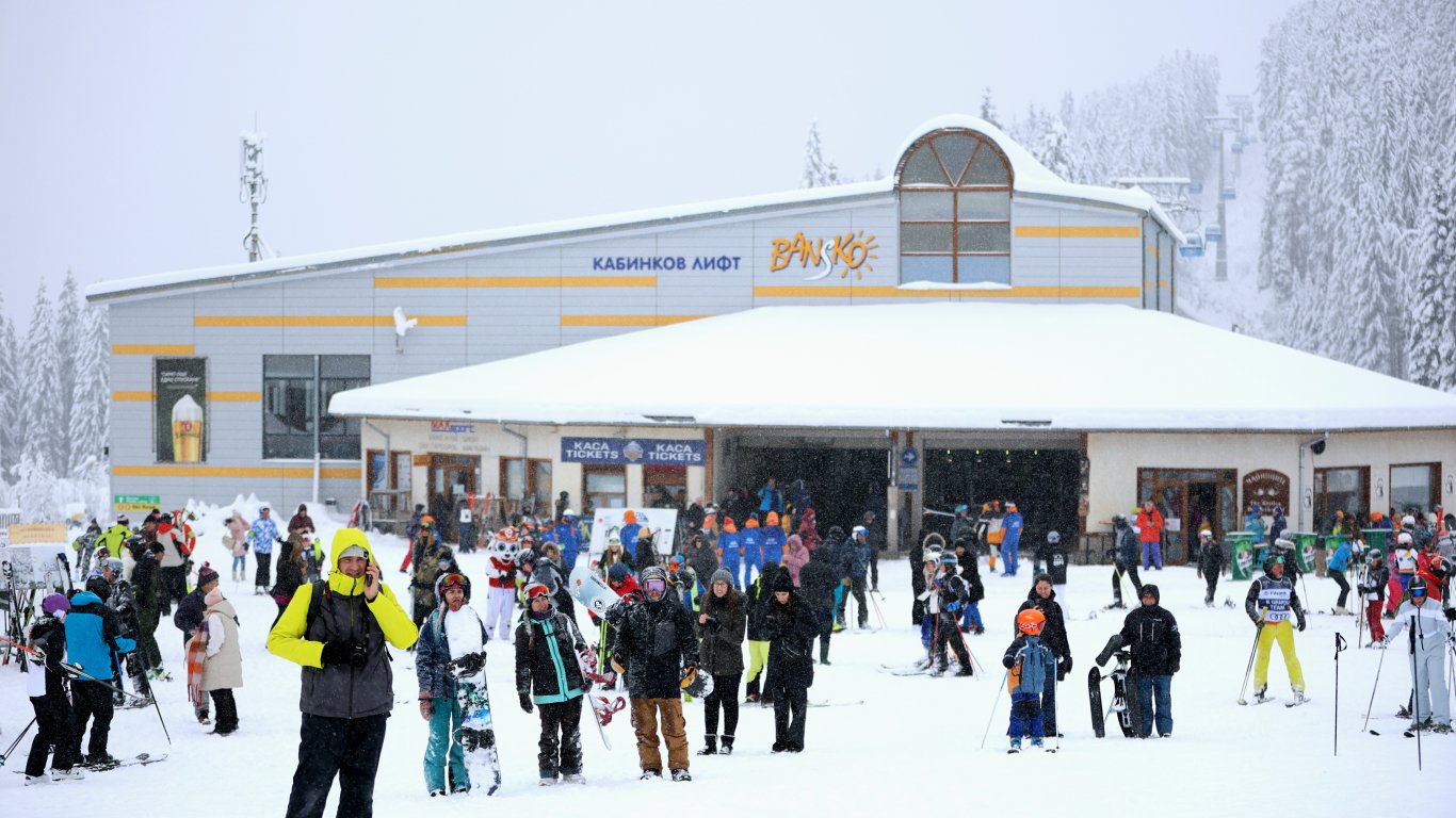 Британците продължават да предпочитат Банско за зимна ваканция, но увеличават сивия сектор в туризма