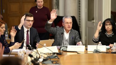 Зам председателят на бюджетната комисия Венко Сабрутев представи част от основните