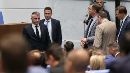 С две четения депутатите премахнаха газовата такса, а от 1 март 2024 г. и дерогацията