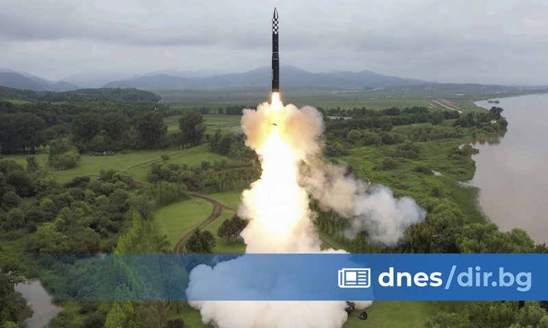 В съвместно изявление Вашингтон, Сеул и Токио обявиха, че са