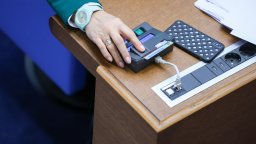След удължено работно време депутатите приеха само част от текстовете по Бюджет 2024