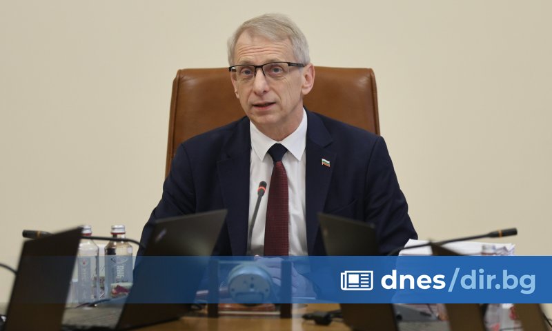 Никола Минчев вече е бил председател на парламента, ген. Атанасов