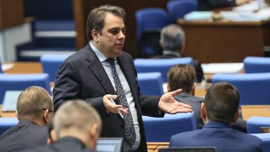 Асен Василев за случая "Чаталджа": Няма скандал, има опит да ми се нанесе репутационна щета