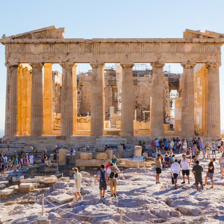 Над 30 милиона туристи са посетили Гърция през 2023 година