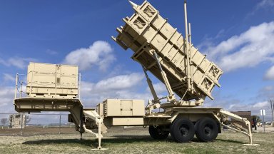 Публикацията му не представя доказателства но руските военни наблюдатели са