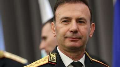 В разпита свидетел номер 3 разказва за познанството си с