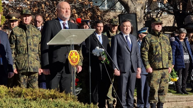 Властта обсъжда включването на България към коалицията в Червено море