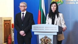 Кабинетът: Няма забрана за дейност на екип на "Русия 1", визата им е от друга членка на ЕС