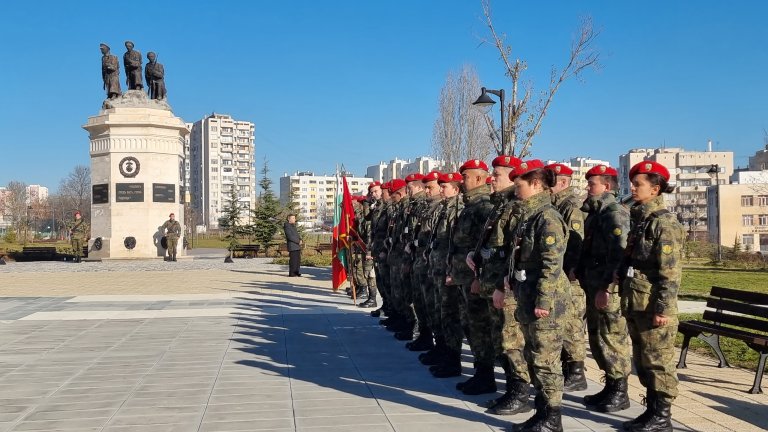 Хасково отбеляза 120-ата годишнина от създаването на Осма пехотна тунджанска дивизия (снимки)