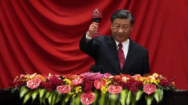 Си Цзинпин обеща "обединяване" с Тайван