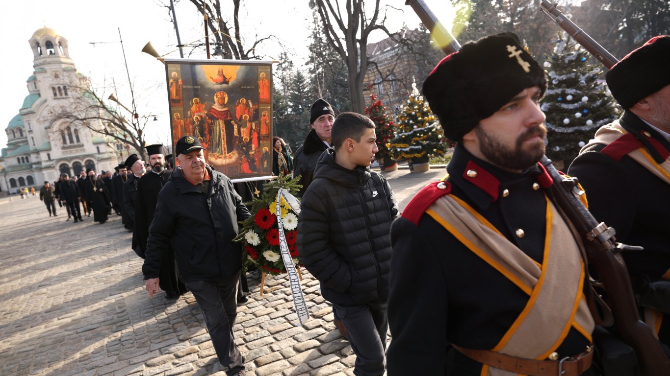 Литийно шествие отбеляза 146 години от Освобождението на София (снимки)