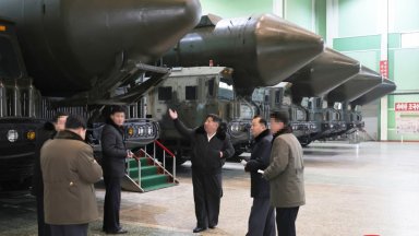 Северна Корея е изстреляла няколко крилати ракети в трети за януари тестове