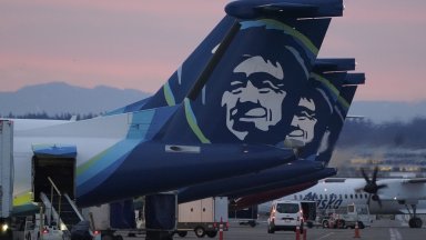 Alaska Airlines приземи всичките си самолети  Boeing 737 MAX  заради "изхвръкналия" прозорец