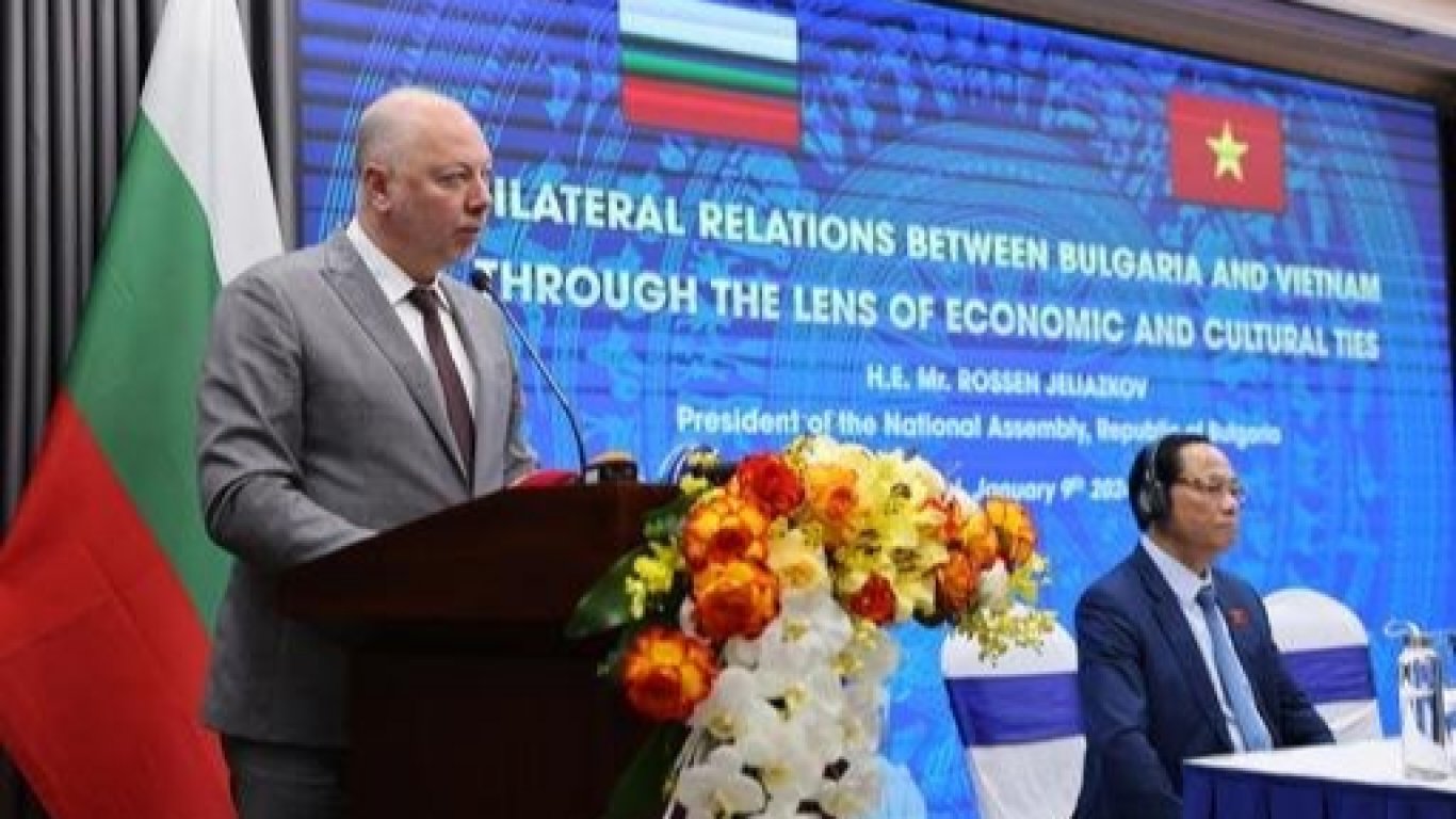 Росен Желязков: Световната икономика се обръща на изток, следващото десетилетие ще бъде определящо за бъдещето на Европа