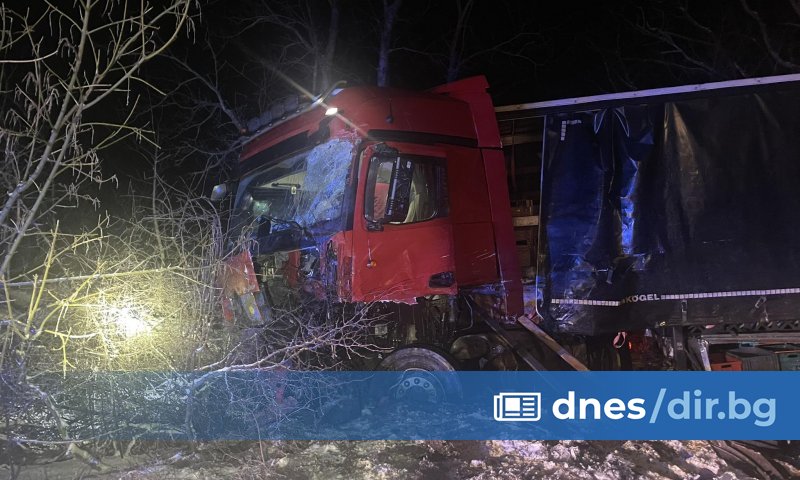 Инцидентът е станал снощи на първокласен път в близост до