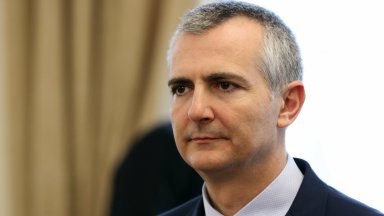 Попитан ще остане ли на поста след премиерската смяна в