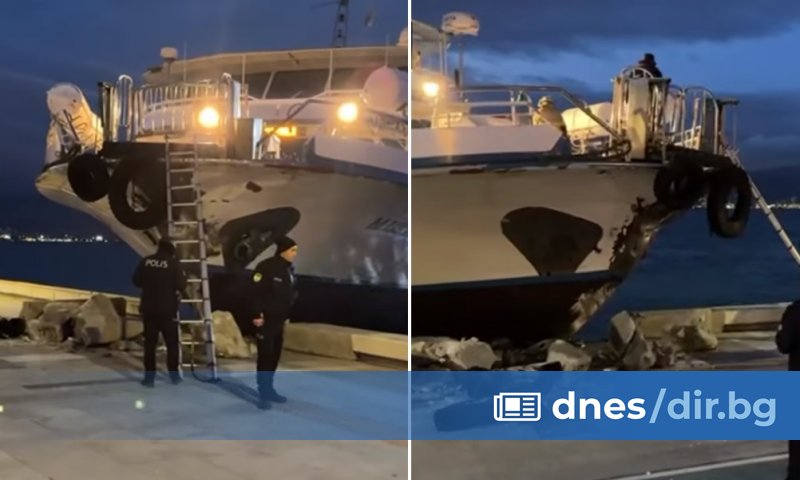 На борда му е имало 80 пътници. Хората на плавателния