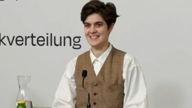 Австрийският всекидневник Клайне цайтнунг дава пояснения за начина по който