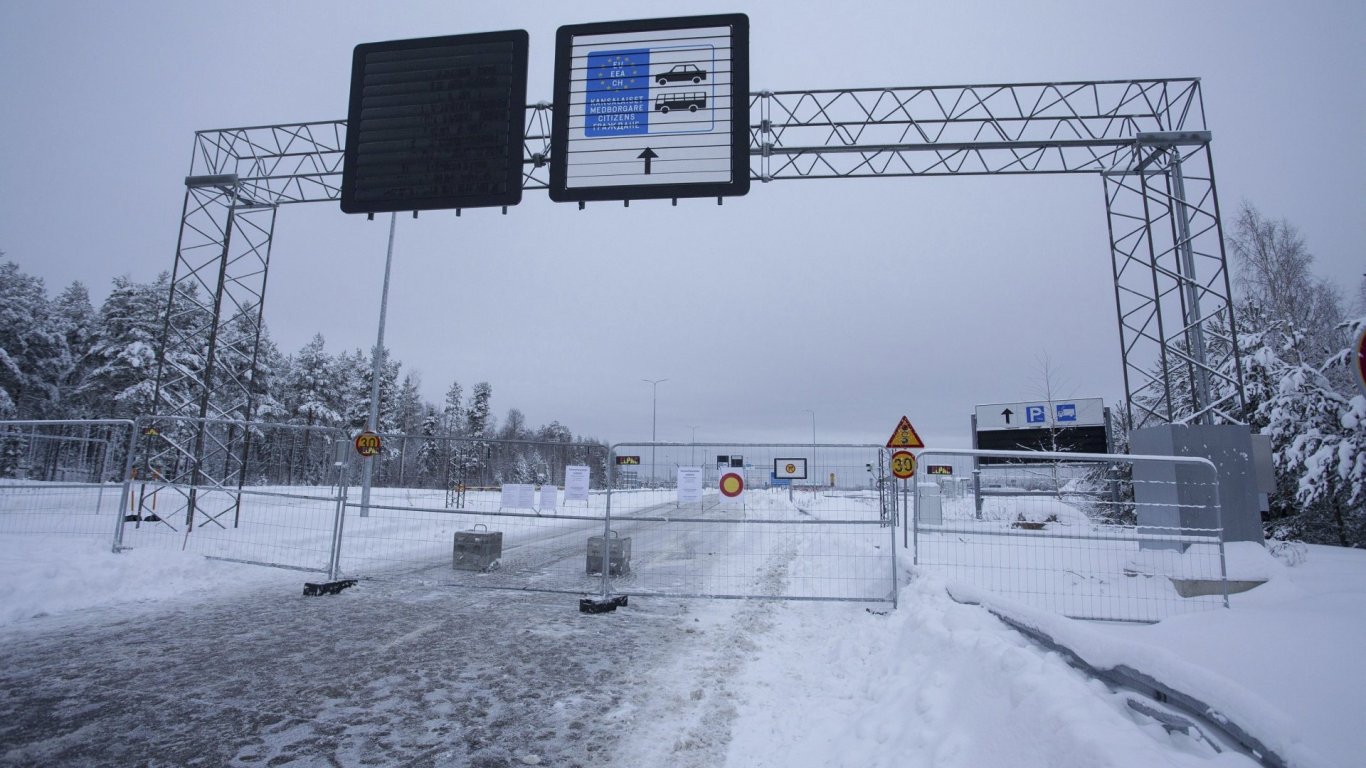 Финландия ще остави затворена границата си с Русия