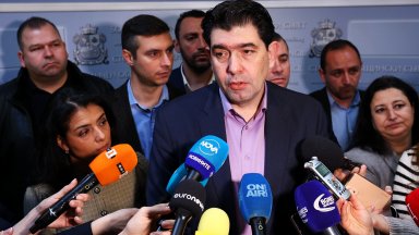 БСП свали политическото доверие от общинските си съветници в София