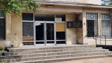 Служители на Първо РУ Плевен задържаха петима за грубо нарушаване на