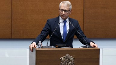 Денков отговори на въпрос на народния представител от Продължаваме промяната