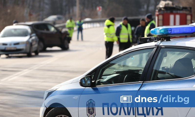 Калчев разказва, че инцидентът е станал в следобедните часове. Двамата са