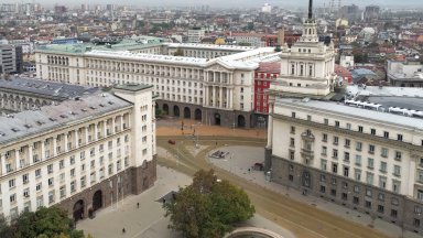 Първият тур на консултациите при президента се случи след двудневни