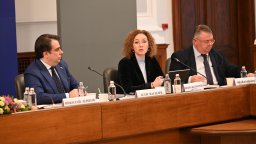 Ролята на социалните осигуровки и възможността да си платим до 5 г. трудов стаж