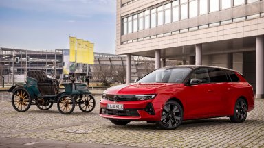 Opel стартира производството на коли преди 125 години