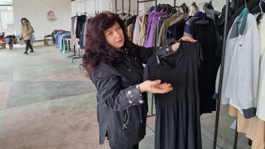 "Безплатен магазин" за дрехи и обувки без продавач отвориха в монтанско село
