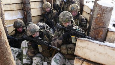 Европейските войници продължават да напускат точно когато НАТО се нуждае от тях
