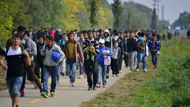 Германия улесни депортирането на чужденци и затегна мерките за приемане на бежанци