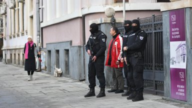Гатев посочи че претърсванията са свързани с досъдебно производство в