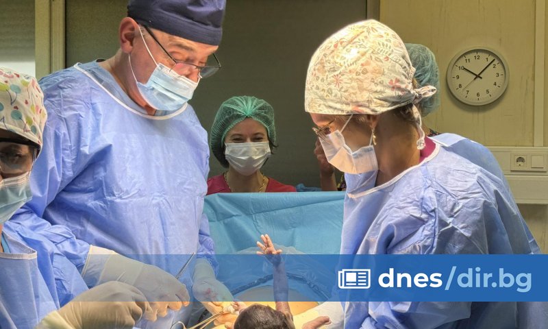 Бебенцата са се появили на бял свят на 17 януари