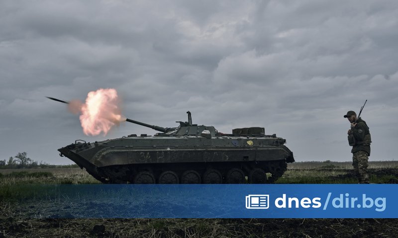 Няколко дни по-рано той съобщи за критична ситуация в някои