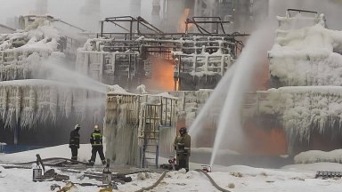 Гигантският комплексът Уст Луга разположен във Финския залив на около 170