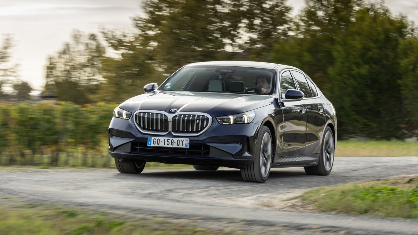 BMW Серия 5 получи най-високите международни оценки за сигурност