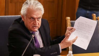 Като министър на вътрешните работи не съм обявявал обществена поръчка