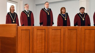 Докладчик по делото е съдия Константин Пенчев Той е докладчик