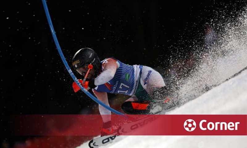 Albert Popov reste au seuil du top dix après un brillant deuxième tour Albert Popov reste au seuil du top dix après un brillant deuxième tour