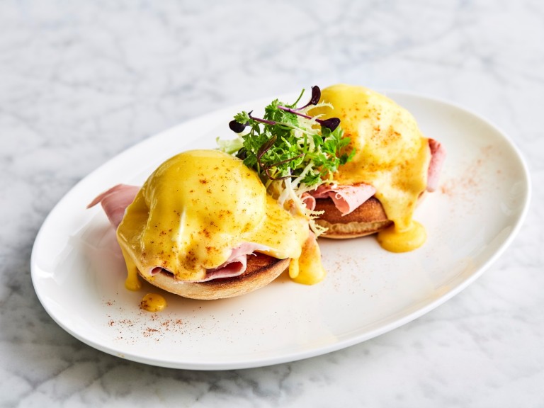 Яйца по бенедиктински