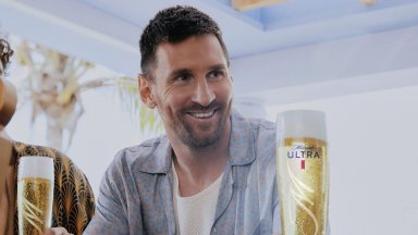 Лео Меси става част от шоуто Супербоул чрез реклама за бира