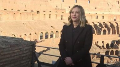 Джорджа Мелони гостува виртуално на МКС чрез студио насред Колизеума