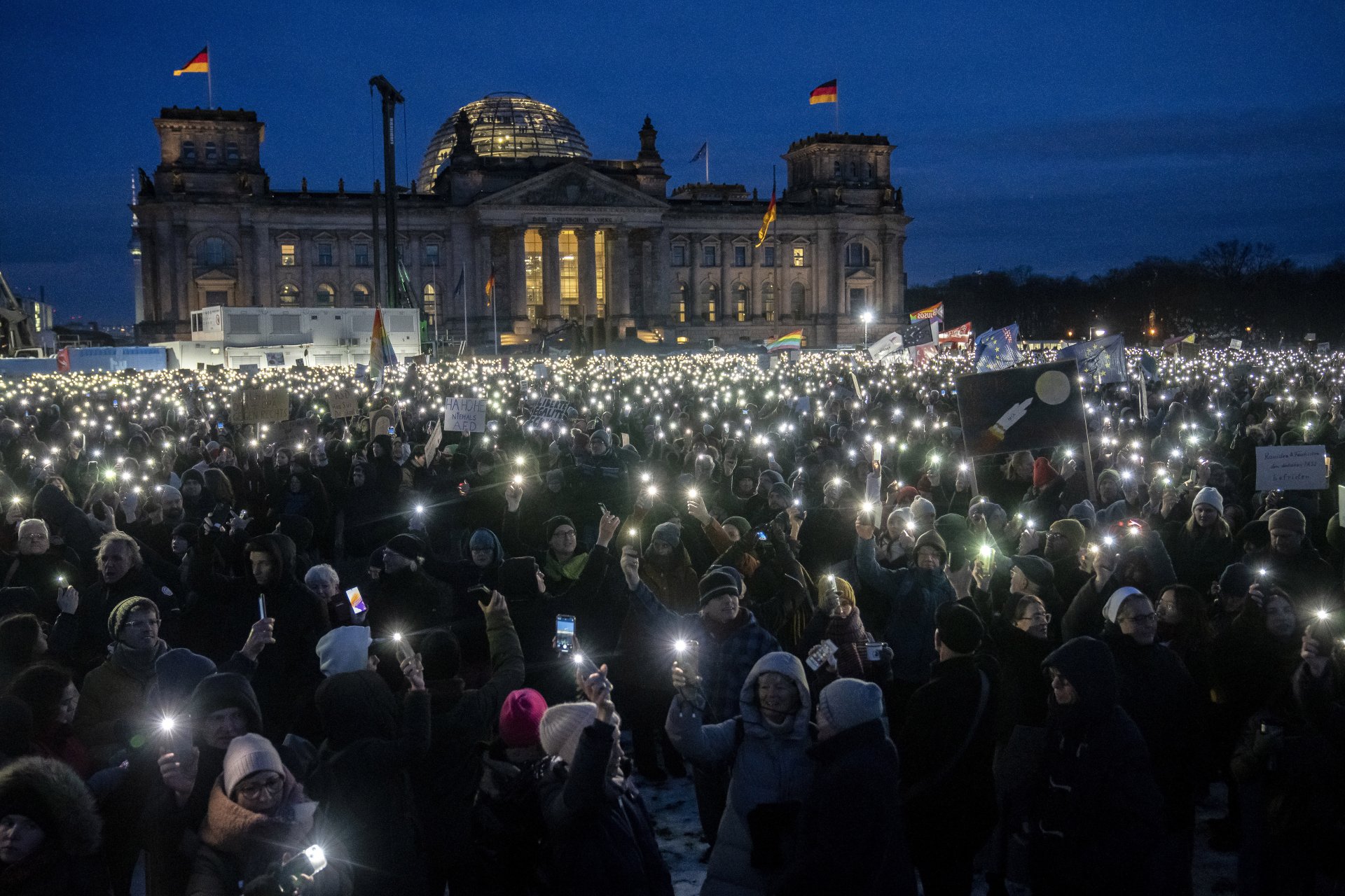 Протест срещу крайнодесния екстремизъм в района а Райхстага на 21 януари